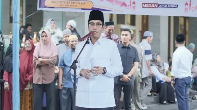 Safari Ramadan Rico Tri Putra Bayu Waas di Masjid Ikhlasiyah: Suasana Kekeluargaan yang Hangat