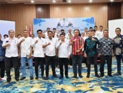 Ketua DPRD Kota Medan Hadiri Pelantikan Ketum Federasi Akuatik Indonesia