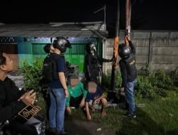 Sedang Beraksi Dua Tersangka ‘Rayap Besi’ Dibekuk Petugas
