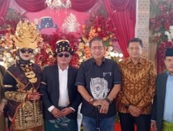 Ketua DPRD Medan Hadiri Pesta Pernikahan Putra Legislator Medan, Penuh Nuansa Tapanuli Selatan