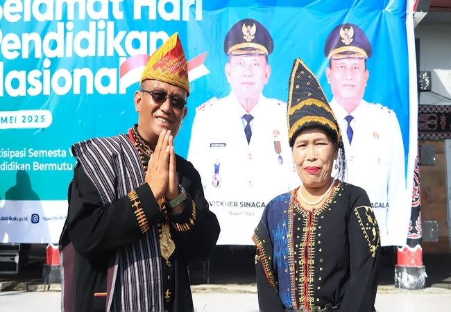 Wabup Dairi Beri Apresiasi Purna Bhakti Linda Simbolon di Momen Hardiknas 2025