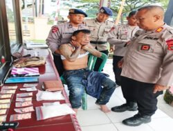 Alami Laka Tunggal, Seorang Pria Diamankan Personil Brimobdasu