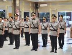 Mapolda Aceh Sertijab 4 Pejabat Utama Dan 2 Kapolres Jajaran