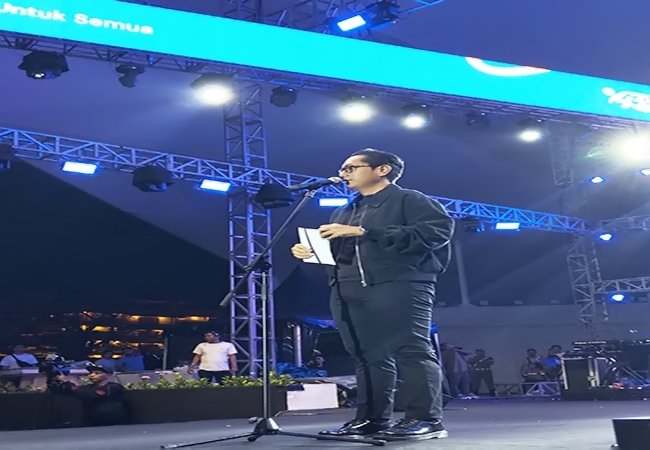 Warga Medan Apresiasi Colorful Carnival 2025, Hujan Tak Mampu Redam Semangat