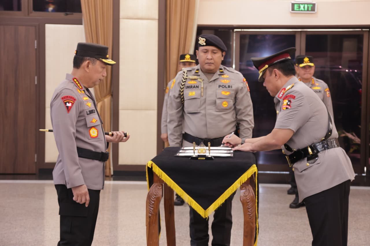 Kapolri Resmi Lantik Komjen Dedi Jadi Wakapolri