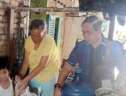 Ketua DPRD Medan Berikan Susu dan Vitamin untuk Balita Penderita Stunting dan Hidrosefalus