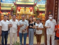 Wong Chun Sen Hadiri Perayaan Ulang Tahun Dewa Kiu Ong Tai Tei di Vihara Ciaw Leng Keng