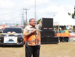 Bupati Dairi Serahkan Hadiah Mobil kepada Pemenang Undian Pundi BPR NBP 8 Sidikalang