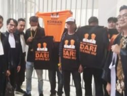 Sidang Perdana Kasus Dugaan Pemalsuan Surat, Dua Terdakwa Dapat Dukungan Kuasa Hukum dan Simpatisan