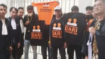 Sidang Perdana Kasus Dugaan Pemalsuan Surat, Dua Terdakwa Dapat Dukungan Kuasa Hukum dan Simpatisan