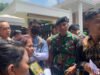Teriak Minta Keadilan, Ibu Kandung Korban Penganiayaan Bersama ARMI ‘Geruduk’ Peradilan Militer Medan