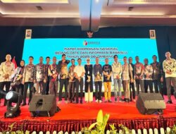 Bawaslu Sibolga Raih Penghargaan