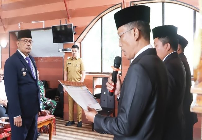 Bupati Dairi Lantik Direksi Perumda Pembangunan Periode 2025–2030