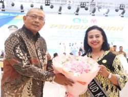 Rita Puspita Dikukuhkan sebagai Bunda Literasi, Bunda PAUD, dan Ketua Dekranasda Dairi Masa Bakti 2025–2030