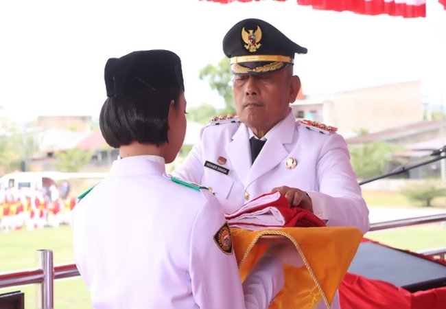 Upacara Detik-Detik Proklamasi HUT ke-80 RI di Dairi Berlangsung Khidmat, Bupati Vickner Sinaga Pimpin Jalannya Upacara