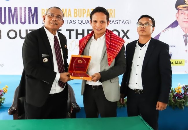 Bupati Dairi Ajak Mahasiswa Universitas Quality Berpikir Out of the Box Lewat Kuliah Umum