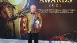 Dr. Harli Siregar Raih Detikcom Award sebagai Tokoh Pendorong Keterbukaan Informasi Hukum