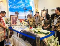 Wali Kota Medan Hadiri Misa Requiem Uskup Emeritus Mgr. Alfred Gonti Pius Datubara