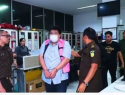 Kejatisu Tahan Tersangka Korupsi Kredit Modal Usaha Bank Sumut KCP Krakatau