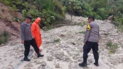Jalinsum Sipirok–Taput Lumpuh Total Akibat Longsor, Polisi Imbau Pengendara Cari Jalur Alternatif