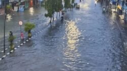 Tiga Sungai Meluap Dan Ratusan Rumah Terendam, Medan Diterjang Banjir