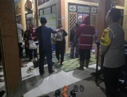 Banjir Rendam Langkat, Polres Salurkan Bantuan Sembako Dan Nasi Bungkus Ke Pengungsi
