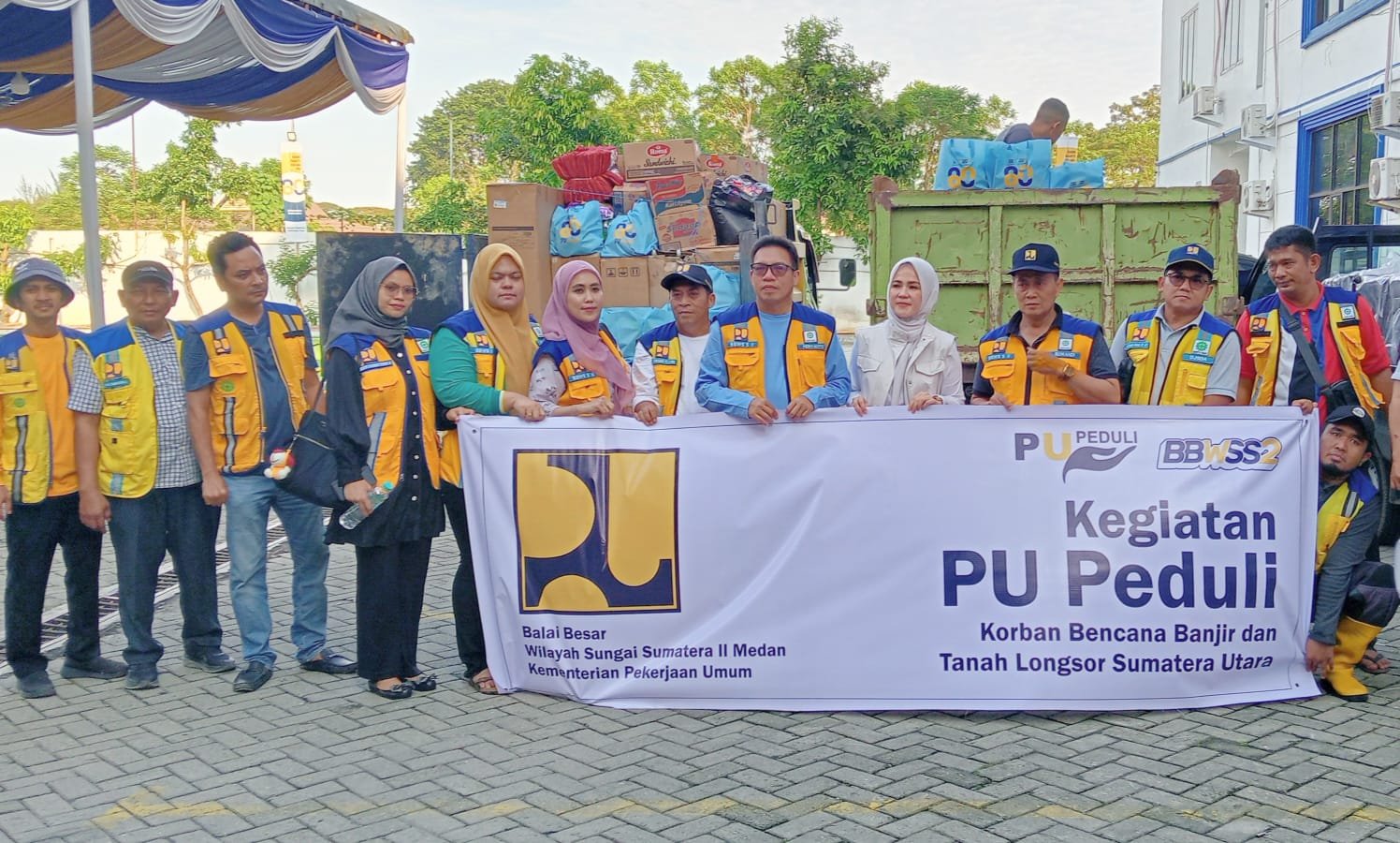 BBWS Sumatera II Salurkan Bantuan untuk Korban Banjir di Medan dan Kerahkan Alat Berat ke Lokasi Longsor