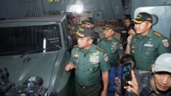 Kasad Berangkatkan Kapal ADRI, Kirim Bantuan Kemanusiaan Ke Tiga Lokasi Bencana Di Sumatera