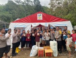 Polres Sibolga Salurkan Bantuan Sosial Bagi Korban Banjir Dan Tanah Longsor