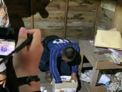 Tim Gabungan Lakukan Penggeledahan Dan Penggerebekan Narkoba Di Desa Singkuang I dan II