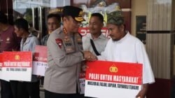 Wakapolri Salurkan Bantuan Kemanusiaan Dan Siapkan Sumur Bor Bagi Warga Terdampak Banjir Bandang Tapteng