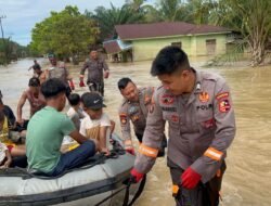 Polri Adaptif Hadapi Situasi Lapangan, Polsatwa K-9 Alihkan Prioritas Bantu Warga Terdampak Banjir
