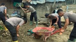 Langkah Pemulihan Berlanjut, Brimob Sumut Dampingi Warga Aek Ngadol