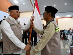 Lepas Kloter 1 Jemaah Haji Sumut, Sekdaprov: Jadilah Cerminan Terbaik Daerah Di Tanah Suci