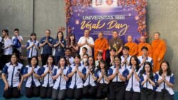 Ketua DPRD Medan Hadiri Perayaan Tri Suci Waisak 2570 B.E di Universitas IBBI