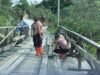Perkuat Infrastruktur Desa, Brimob Sumut Lakukan Perbaikan Jembatan Gotting