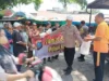 Tunjukkan Kepedulian Pada Warga, Polsek Kuala Berbagi Di Jumat Berkah