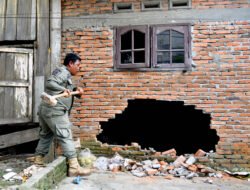 PD Aneka Industri Dan Jasa Sumut Tertibkan Aset Eks Bioskop Ria Binjai