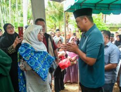 Melayat Ke Rumah Duka Nelayan Di Nias Selatan, Bobby Nasution Kuliahkan Dan Siapkan Pekerjaan Untuk Anak Almarhum