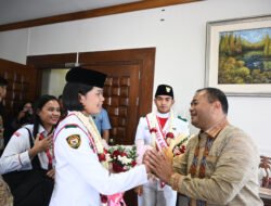 Pj Sekdaprov Sumut Sambut Kepulangan Dua Paskibraka Nasional Asal Toba