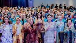 Kahiyang Ayu Hadiri Rakor Penguatan Tata Kelola Dekranasda, TP PKK, Dan Posyandu Di Jakarta