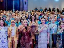 Kahiyang Ayu Hadiri Rakor Penguatan Tata Kelola Dekranasda, TP PKK, Dan Posyandu Di Jakarta