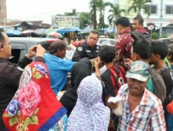 Jumat Berkah, Bid Humas Polda Sumut Berbagi Kasih Dengan Sopir, Pengemudi Becak Motor Dan Ojol